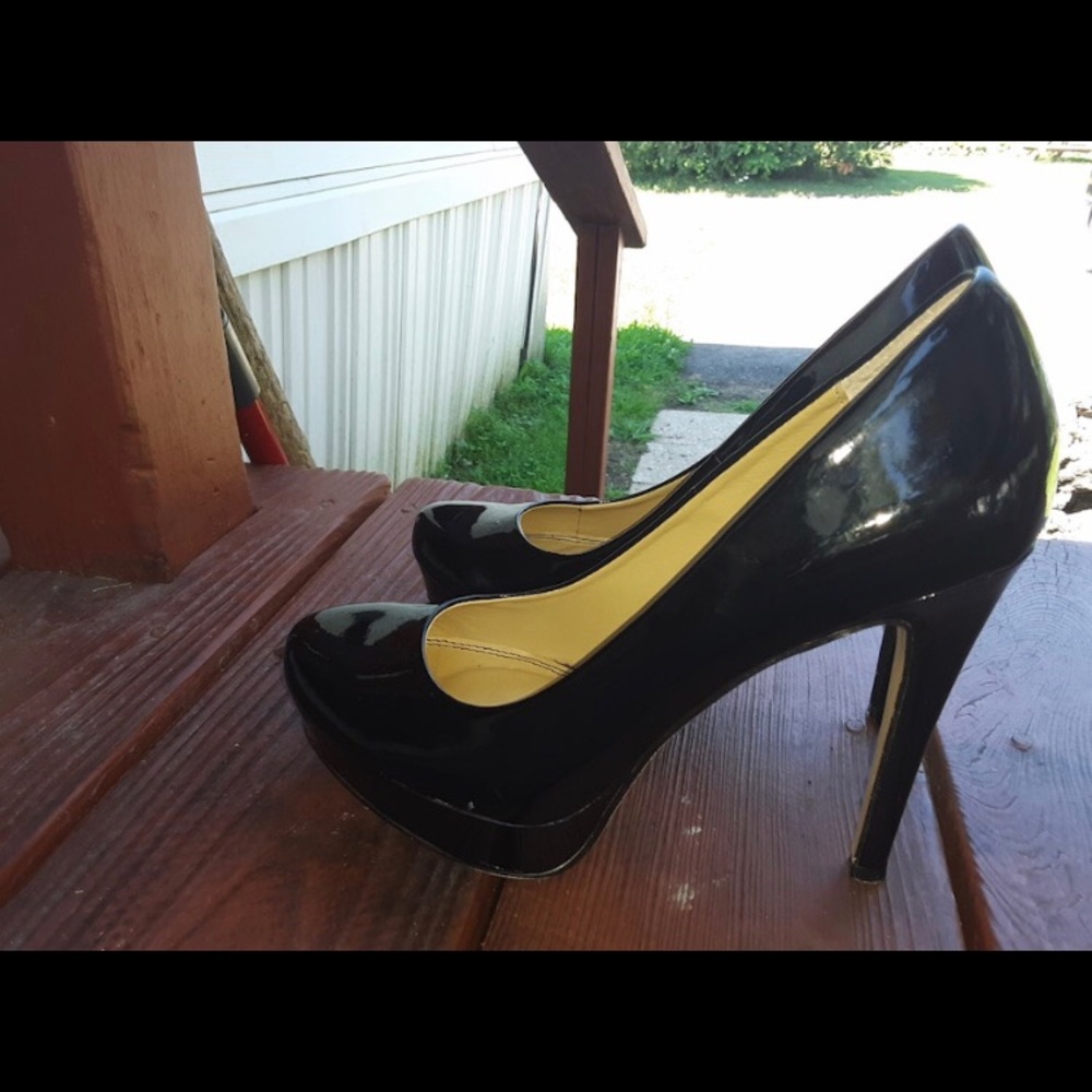 Chinese Laundry black stilettos
